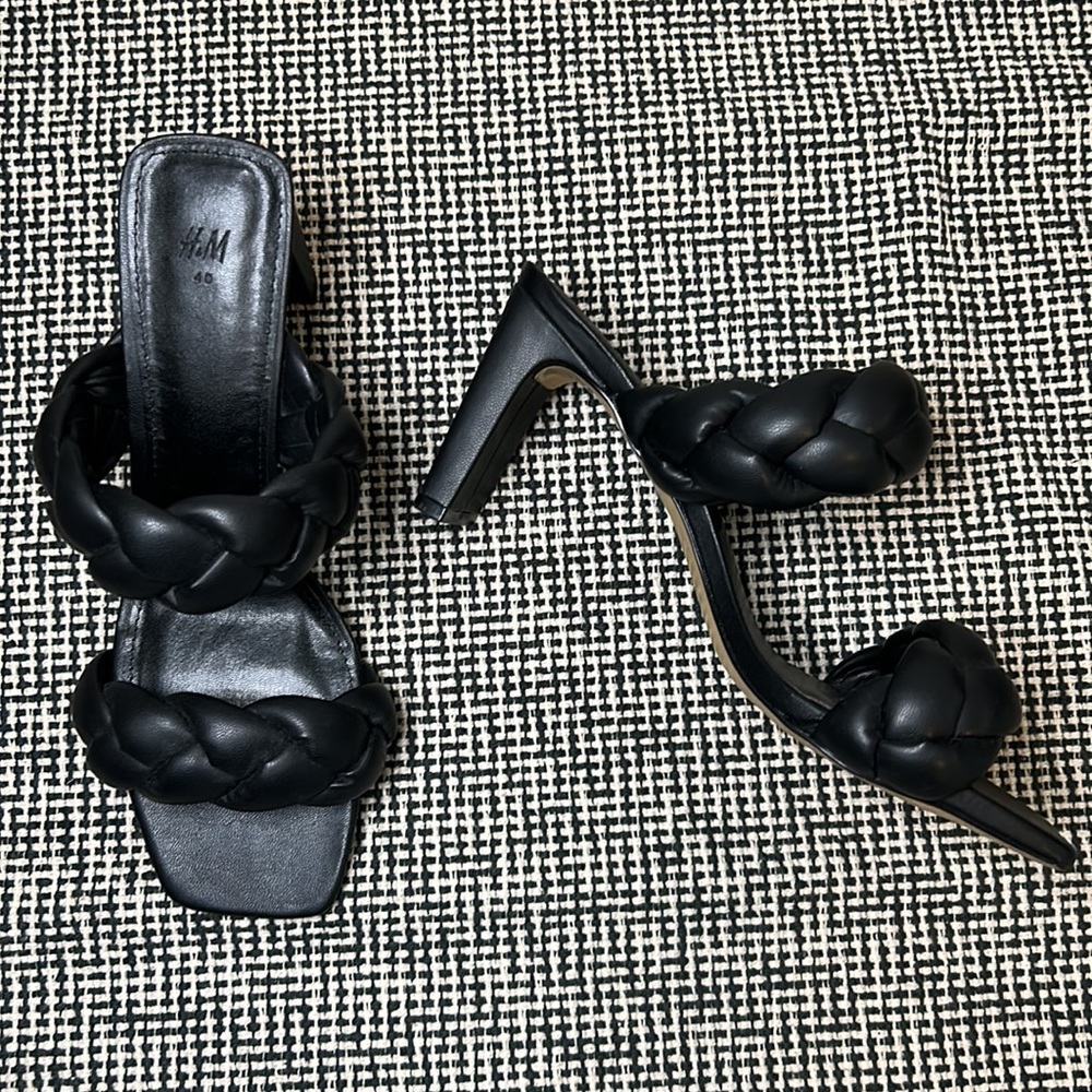 Puffy Braided Heels | Black | Excellent Pre-Loved Condition